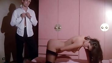 Эротические сцены с сексуальной актисой в фильме Аромат